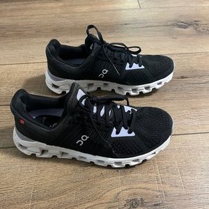 On Cloudswift Shoes size 7